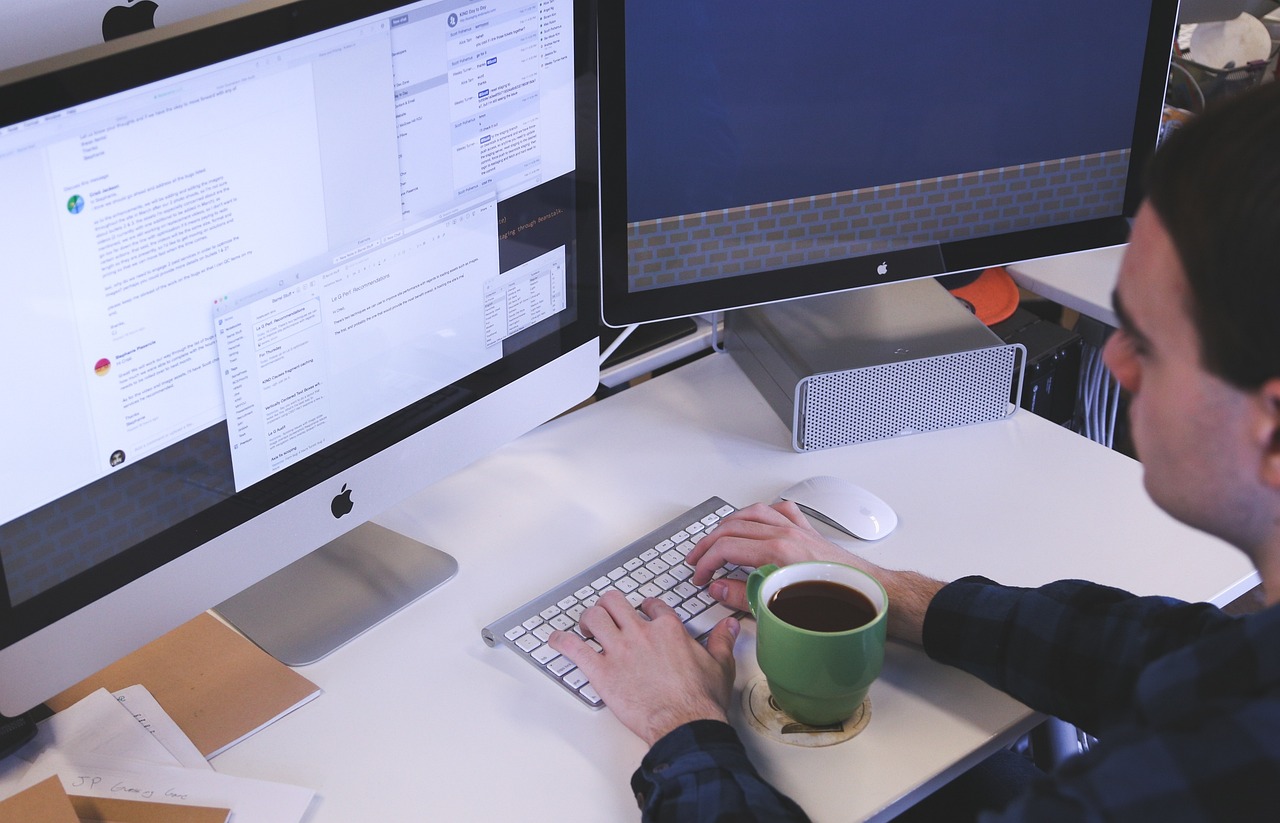  Don’t Waste Your Money on a Fancy Office 