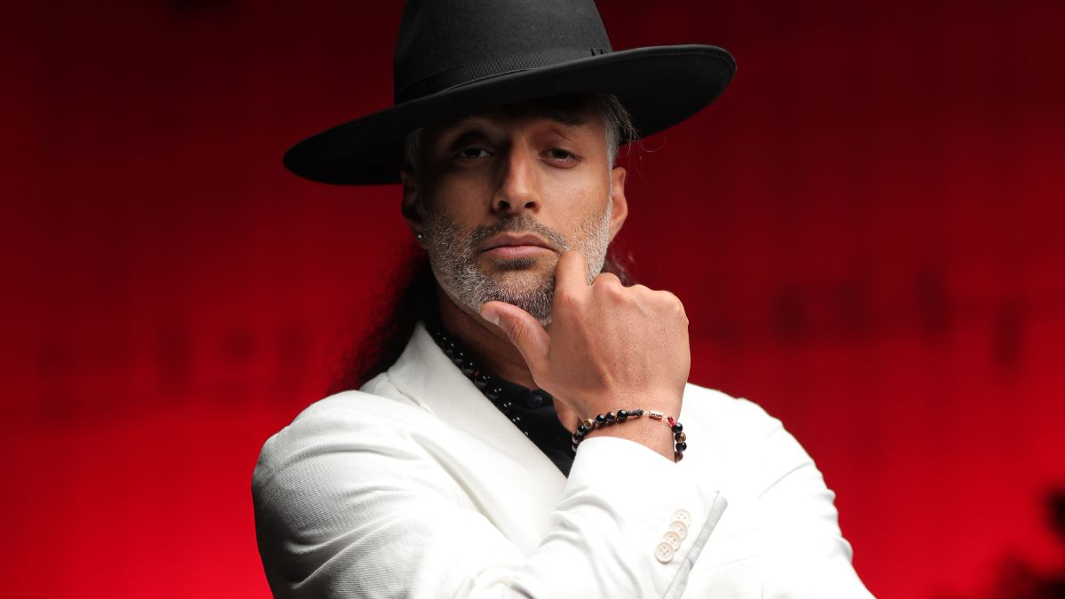 Atur Karyan – The Man Who Brings Strength, and Calm Together